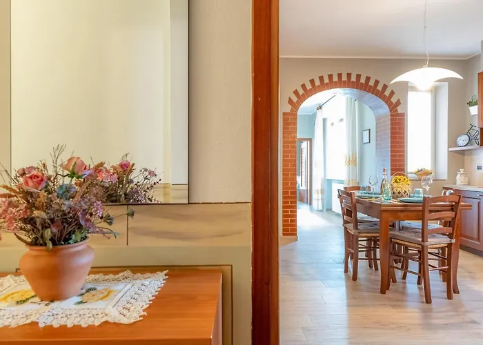 Appartement Casa Bellavista Wi-fi Parking Free San Siro (Lombardy)