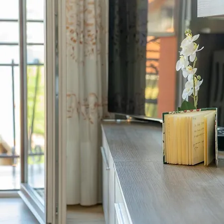 Casa Bellavista Wi-fi Parking Free * San Siro (Lombardy)